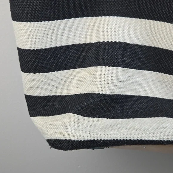 Stella & Dot The Hudson Black and Cream Large Tote - Picture 5 of 8